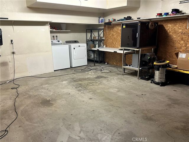 1537 W Avenue L 4, Lancaster, CA 93534