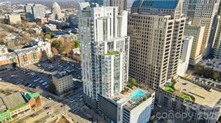 333 W Trade Street 2005, Charlotte, NC 28202