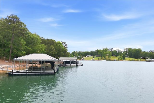 518 Magellan Drive, West Union, SC 29696
