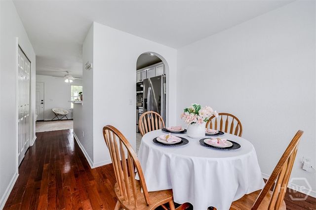 16 Fairgreen Street, Savannah, GA 31407