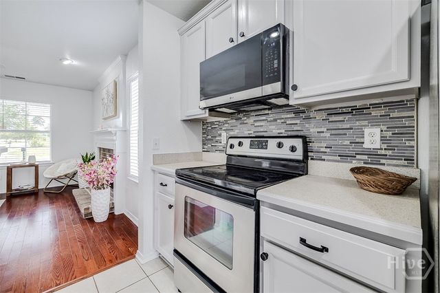 16 Fairgreen Street, Savannah, GA 31407