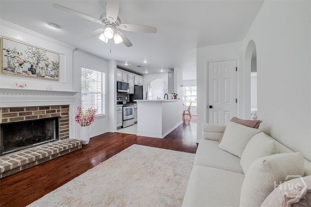 16 Fairgreen Street, Savannah, GA 31407