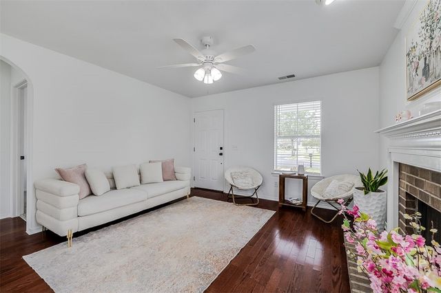 16 Fairgreen Street, Savannah, GA 31407