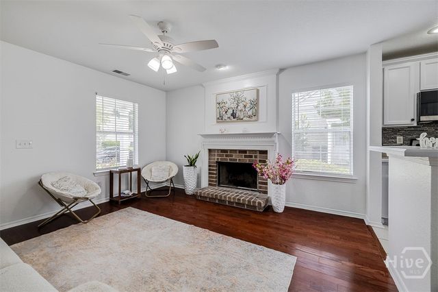 16 Fairgreen Street, Savannah, GA 31407
