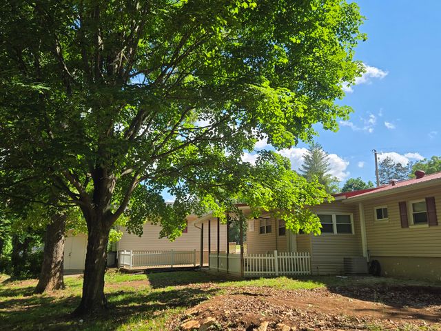 180 Beauchamp Boulevard, Somerset, KY 42503