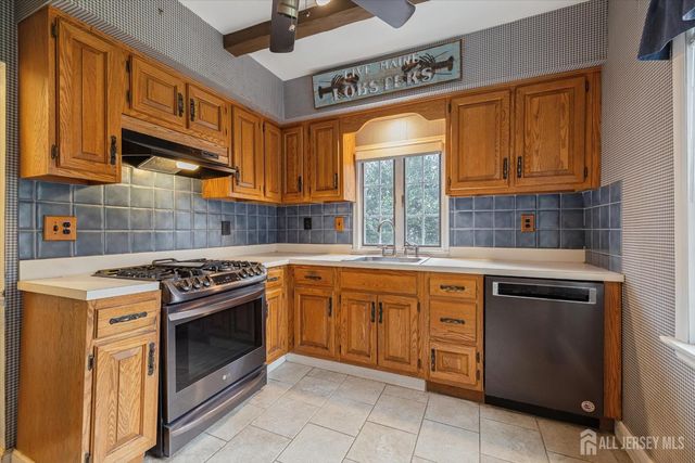 74 Walnut Street, Spotswood, NJ 08884