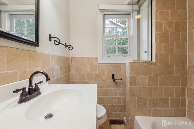 74 Walnut Street, Spotswood, NJ 08884