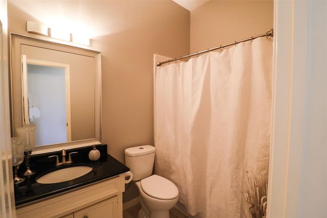 34 Crestview Trail, Houston, TX 77082