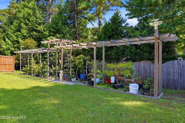 5141 Laurenbridge Lane, Wilmington, NC 28409