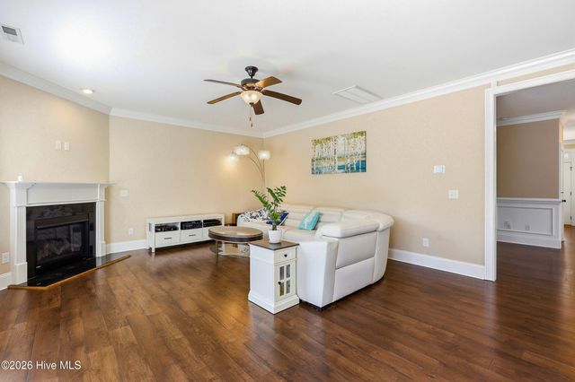 5141 Laurenbridge Lane, Wilmington, NC 28409