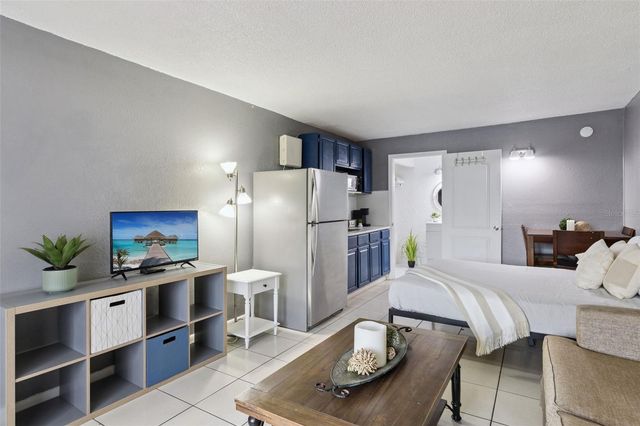 43420 HIGHWAY 27 464, Davenport, FL 33837