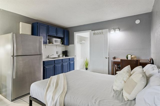 43420 HIGHWAY 27 464, Davenport, FL 33837