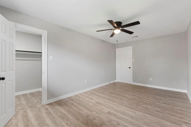 202 Harold Lane, Baytown, TX 77521