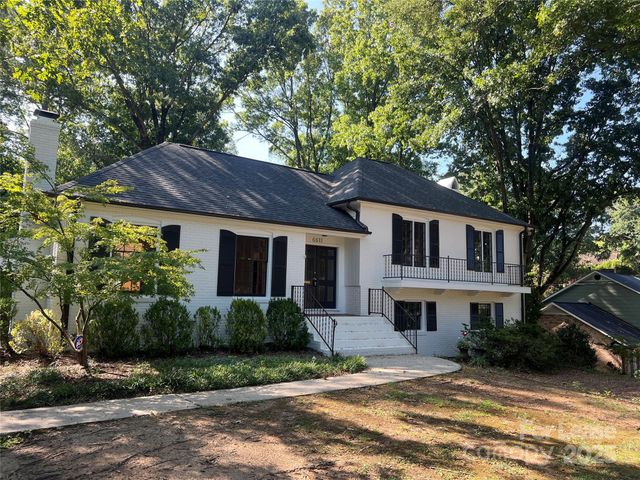 6611 Lancer Drive, Charlotte, NC 28226