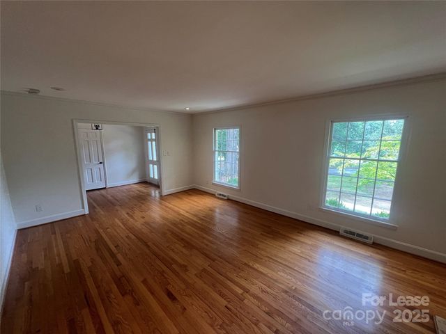 6611 Lancer Drive, Charlotte, NC 28226