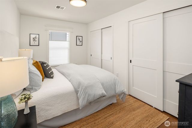 906 29th Avenue, Seattle, WA 98122