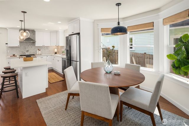 906 29th Avenue, Seattle, WA 98122