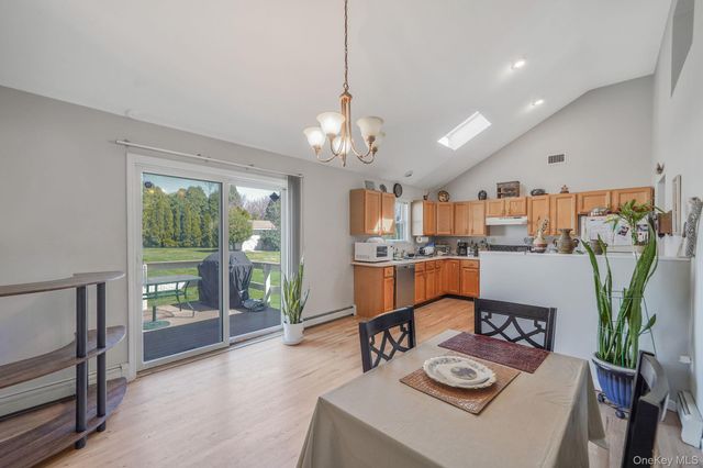 84 Crystal Drive, Aquebogue, NY 11931