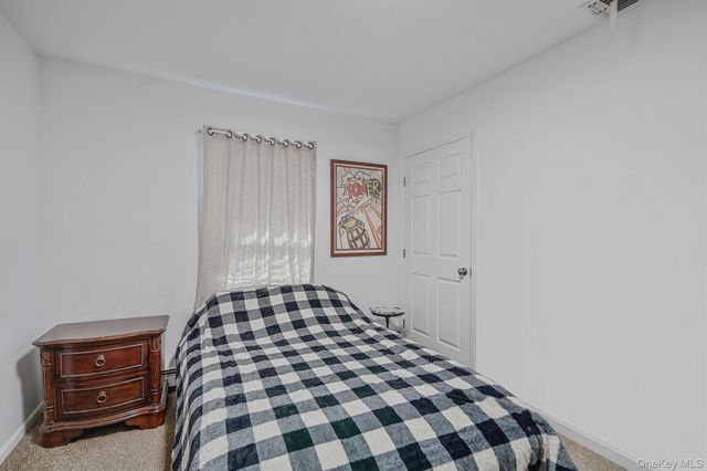 84 Crystal Drive, Aquebogue, NY 11931