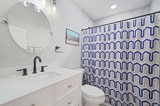 84 Crystal Drive, Aquebogue, NY 11931