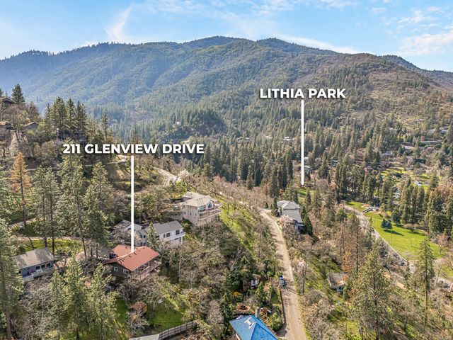 211 Glenview Drive, Ashland, OR 97520
