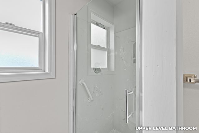 211 Glenview Drive, Ashland, OR 97520