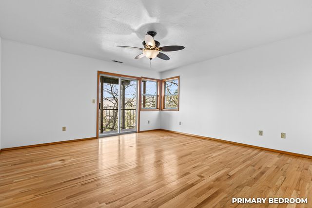 211 Glenview Drive, Ashland, OR 97520