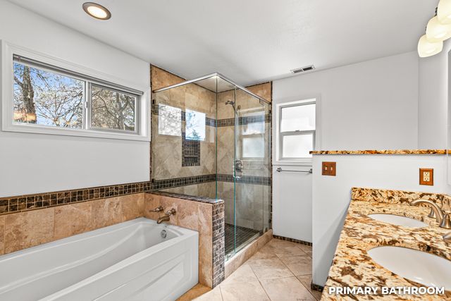 211 Glenview Drive, Ashland, OR 97520