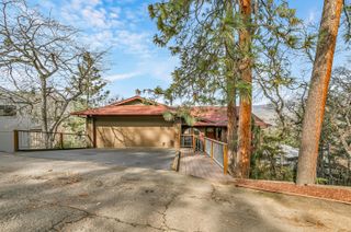 211 Glenview Drive, Ashland, OR 97520