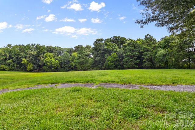 7809, 7837 Lawyers Road, Charlotte, NC 28227