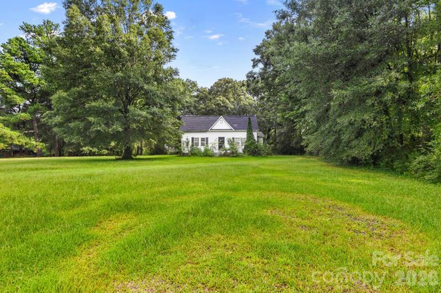 7809, 7837 Lawyers Road, Charlotte, NC 28227