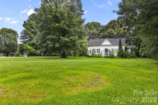 7809, 7837 Lawyers Road, Charlotte, NC 28227