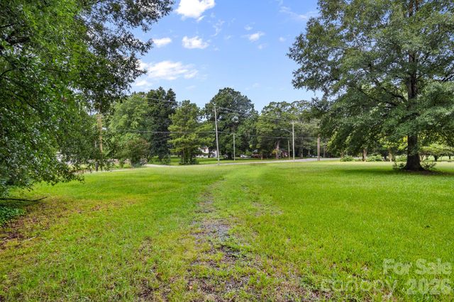 7809, 7837 Lawyers Road, Charlotte, NC 28227