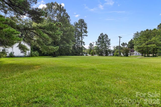 7809, 7837 Lawyers Road, Charlotte, NC 28227