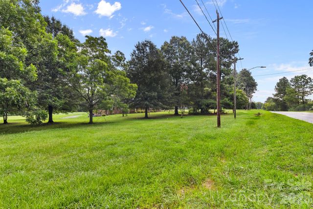 7809, 7837 Lawyers Road, Charlotte, NC 28227