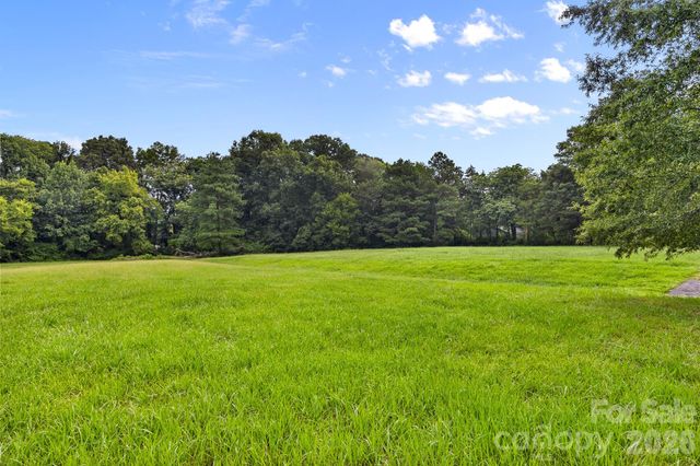 7809, 7837 Lawyers Road, Charlotte, NC 28227