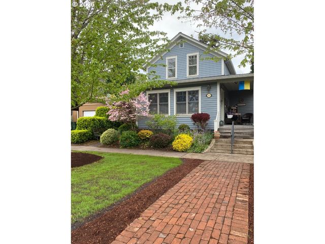2123 15TH Ave, Forest Grove, OR 97116