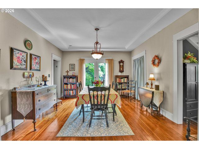 2123 15TH Ave, Forest Grove, OR 97116