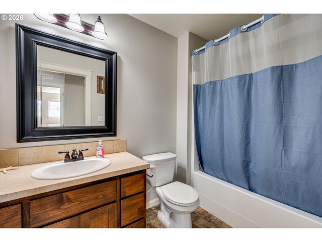 1106 Se 6TH St, Battle Ground, WA 98604