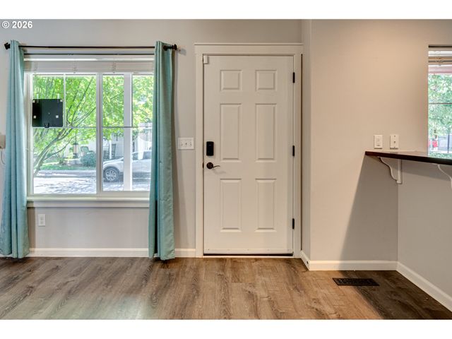 1106 Se 6TH St, Battle Ground, WA 98604