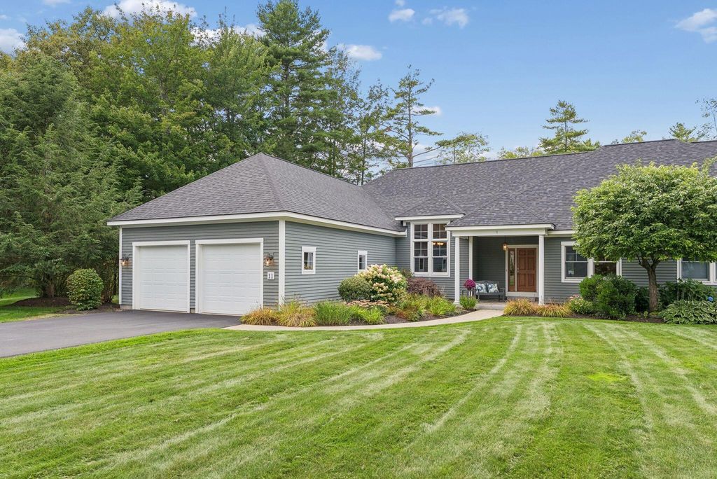 11 Ashwood Lane 11, Falmouth, ME 04105 — exterior