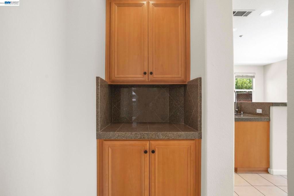Image 15 of property listing at 2472 Grant St, Brentwood, CA 94513