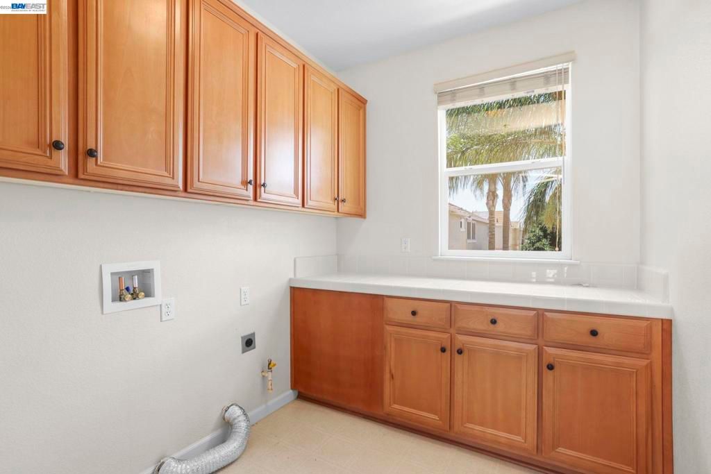 Image 25 of property listing at 2472 Grant St, Brentwood, CA 94513