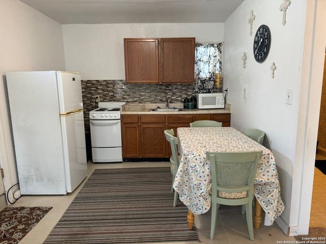 4346 ALGRUTH DR, San Antonio, TX 78220