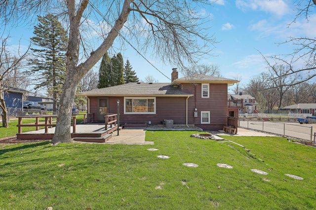 2930 Bay Street, Minnetonka, MN 55391