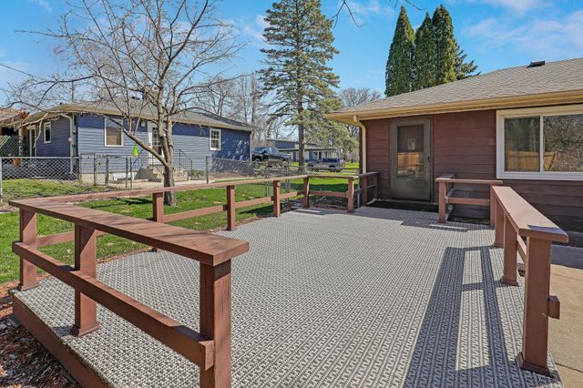 2930 Bay Street, Minnetonka, MN 55391