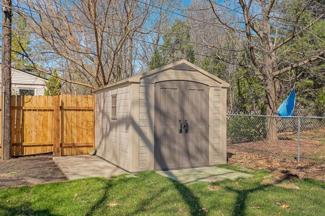 2930 Bay Street, Minnetonka, MN 55391