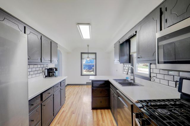 2930 Bay Street, Minnetonka, MN 55391