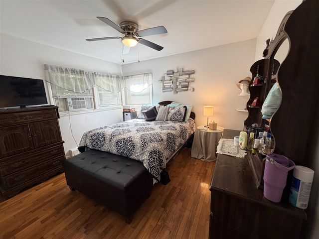 1520 Havenga Street, Muskegon, MI 49445