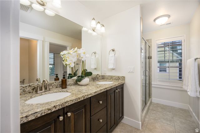 10213 S CROW WING DR, South Jordan, UT 84009
